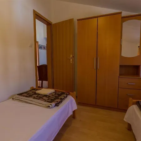 Apartment Toni *