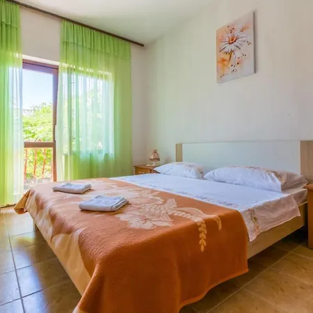 Toni Apartment Selce